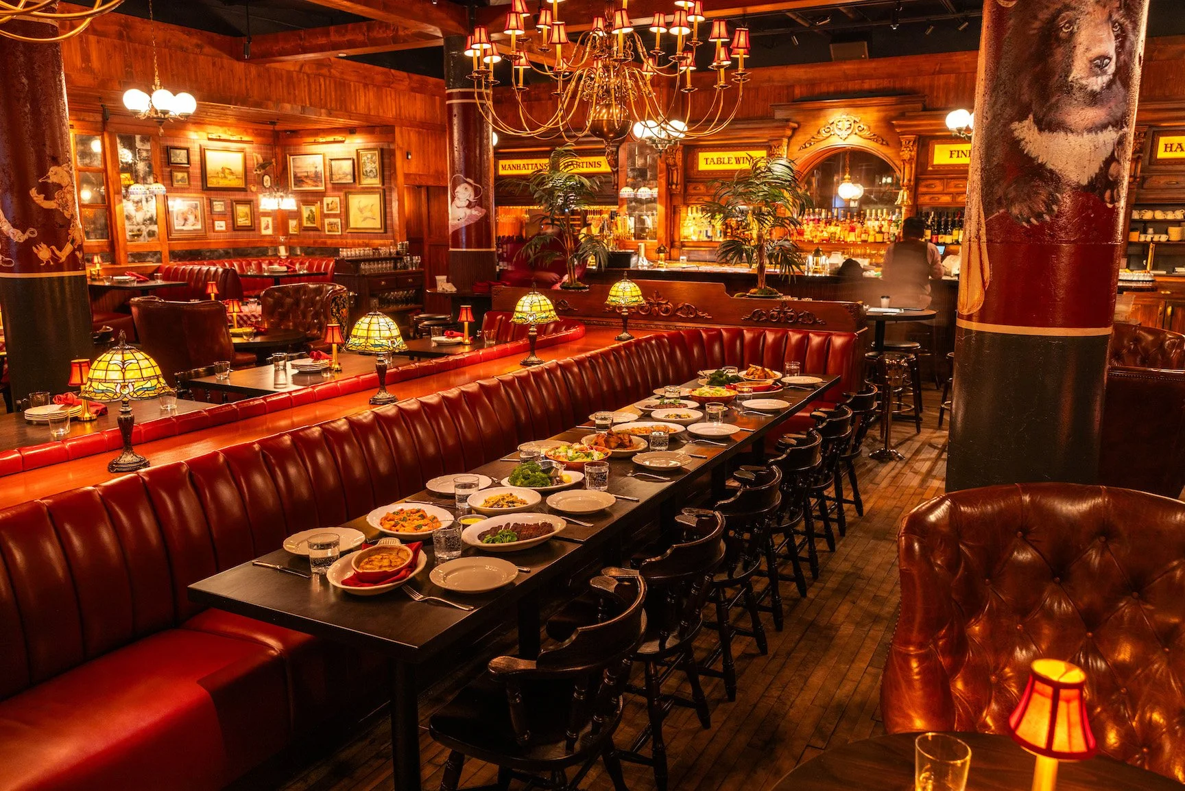 Trivoli Tavern dining room